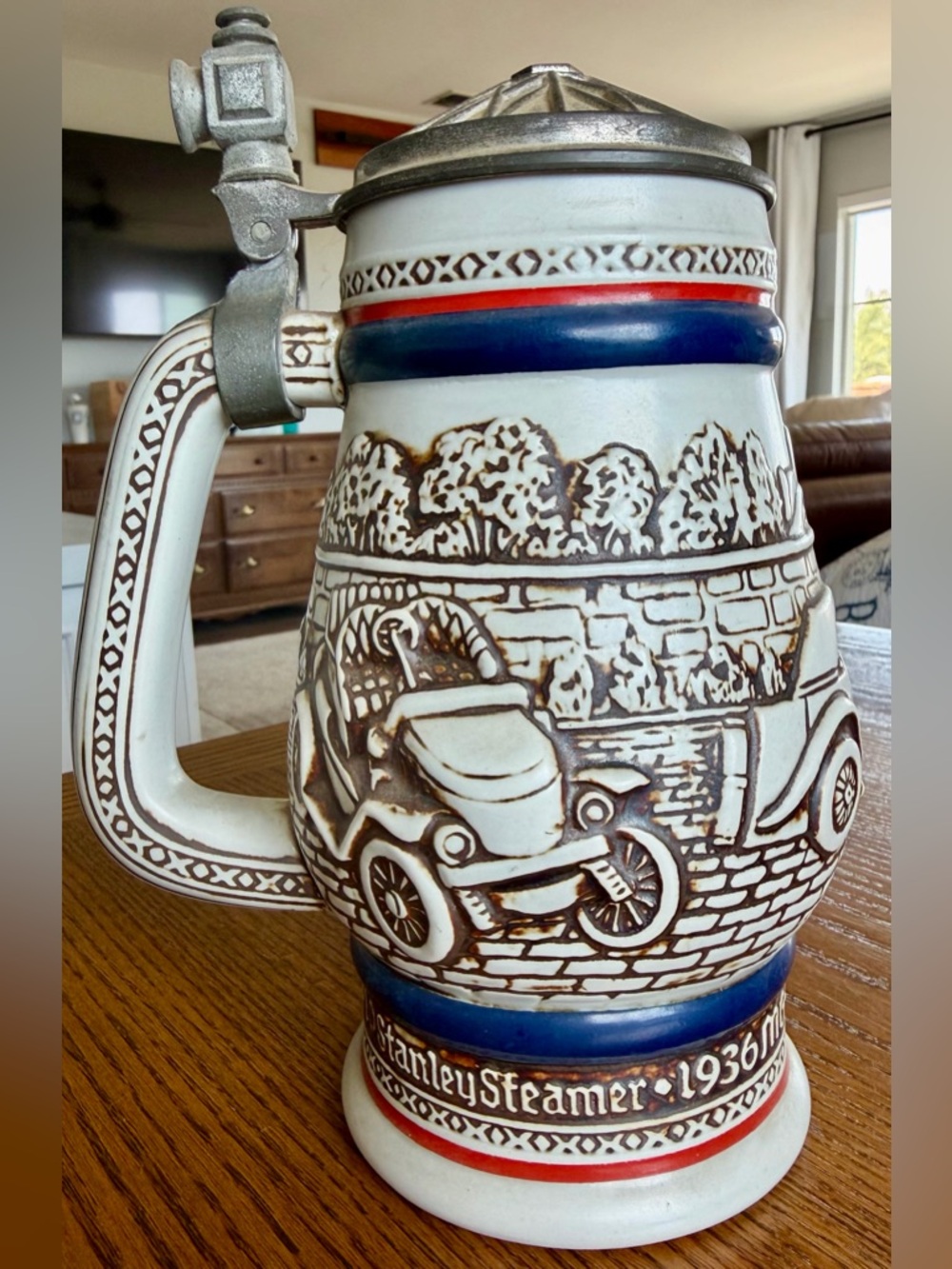 Avon Handcrafted Ceramic collector Steins 1977-1980 - Picture 7 of 14
